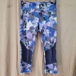 Marika size small purple blue capri leggings with mesh accents